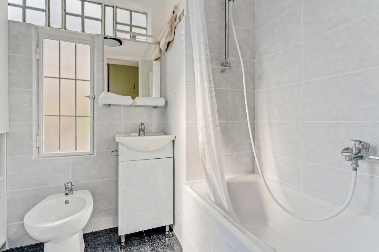 Mo1 - Wonderful Apartment With Terrace - Milaan